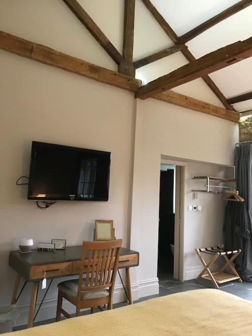 Luxury Barn Conversion At Rudding Харрогейт Экстерьер фото